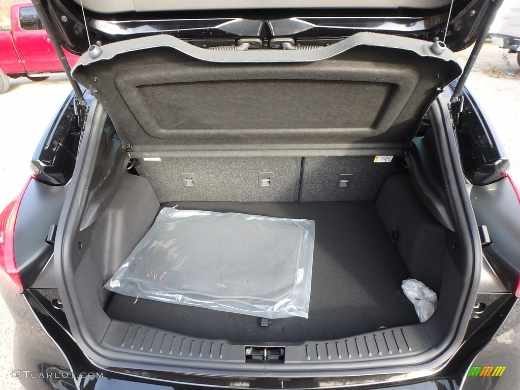 2018 Ford Focus ST Hatch Trunk Photo #123842883