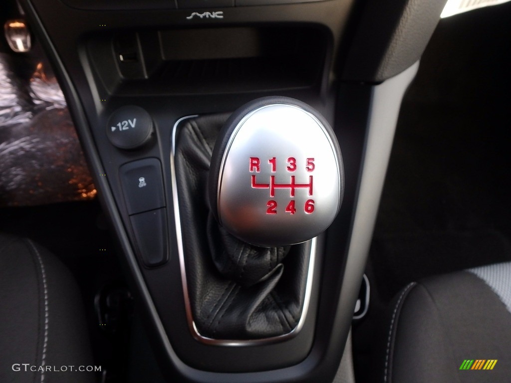 2018 Ford Focus ST Hatch 6 Speed Manual Transmission Photo #123843168