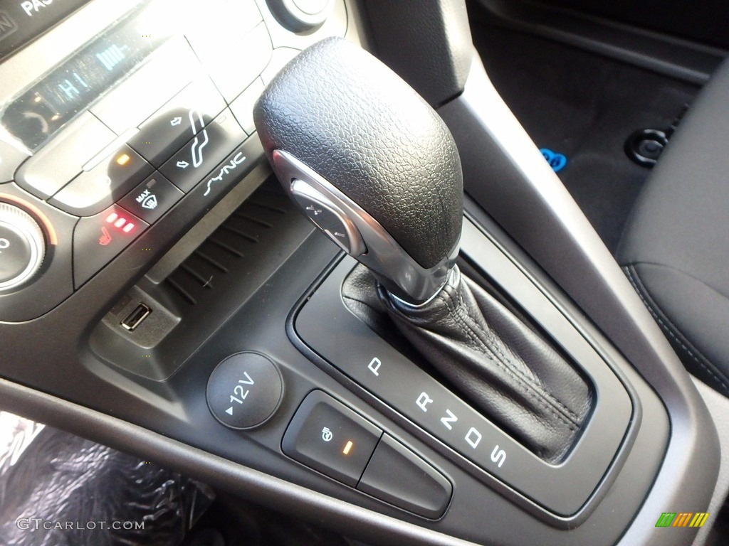 2018 Ford Focus SEL Hatch 6 Speed Automatic Transmission Photo #123843561