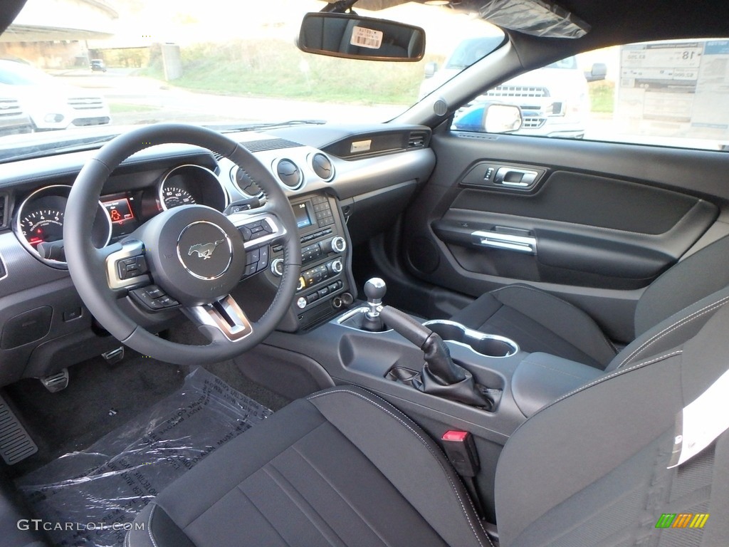 2018 Mustang GT Fastback - Lightning Blue / Ebony photo #13