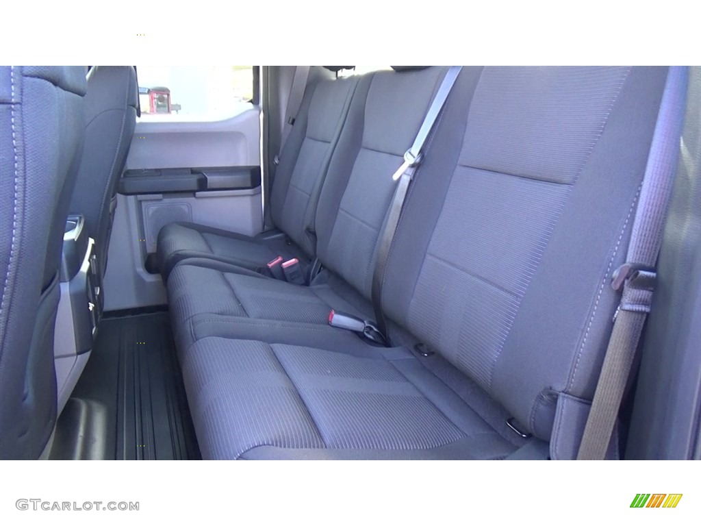 2018 F150 STX SuperCab 4x4 - Ingot Silver / Black photo #16