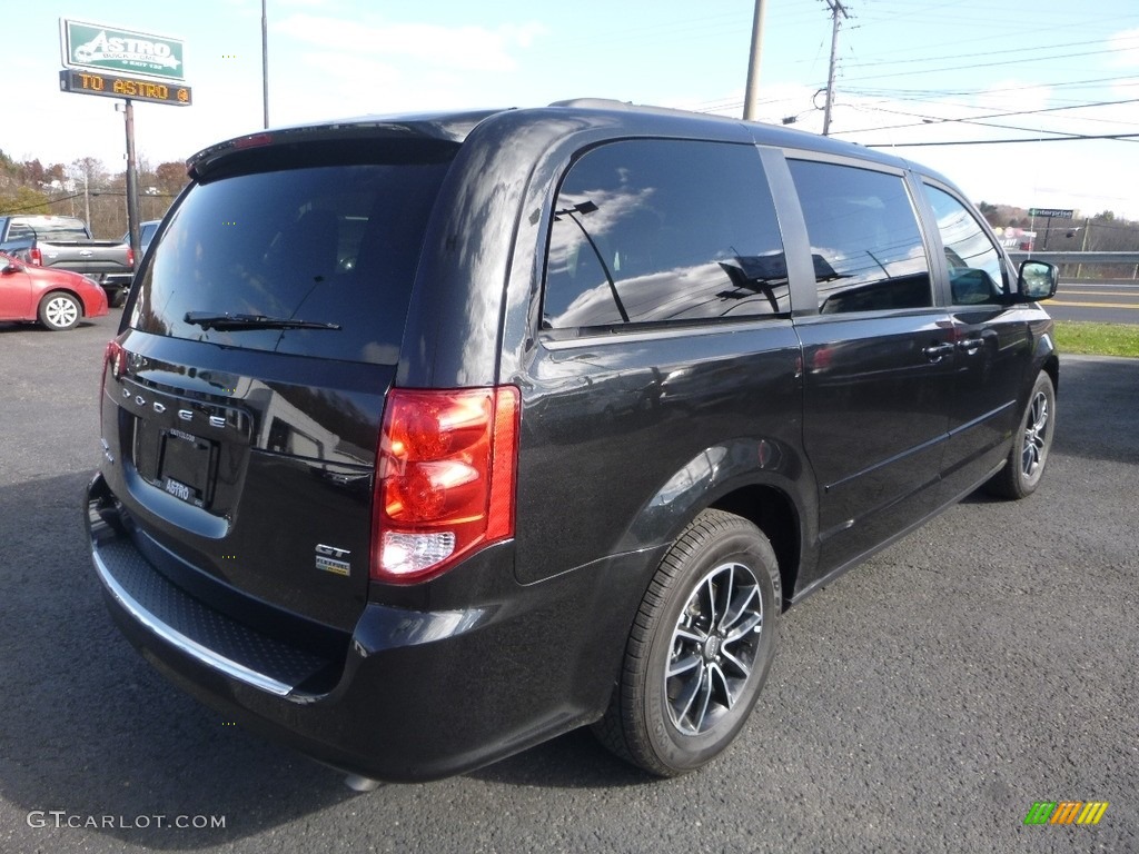 Black Onyx 2017 Dodge Grand Caravan GT Exterior Photo #123845244