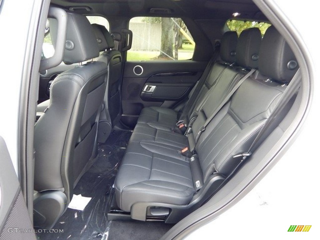 2017 Land Rover Discovery SE Rear Seat Photo #123846840