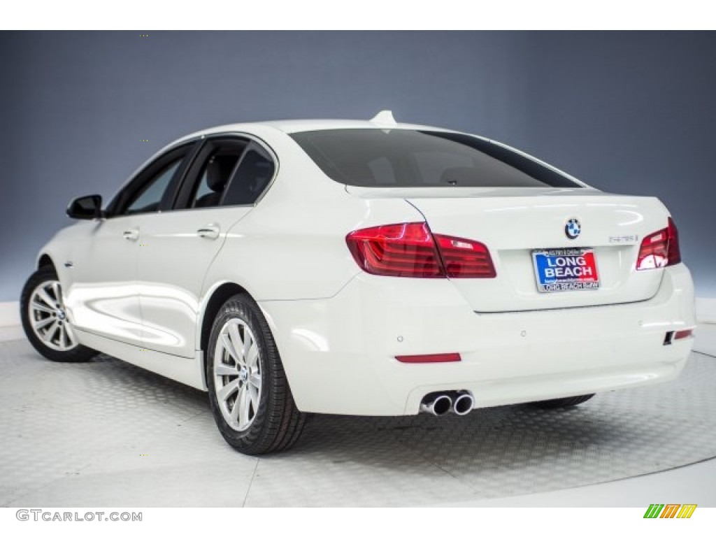 2015 5 Series 528i Sedan - Alpine White / Black photo #10