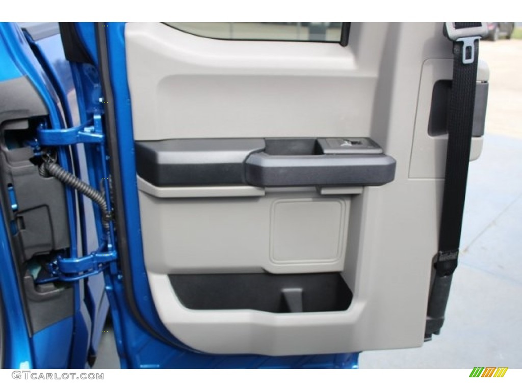 2018 Ford F150 STX SuperCab Door Panel Photos