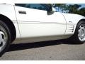 Arctic White - Corvette Coupe Photo No. 22