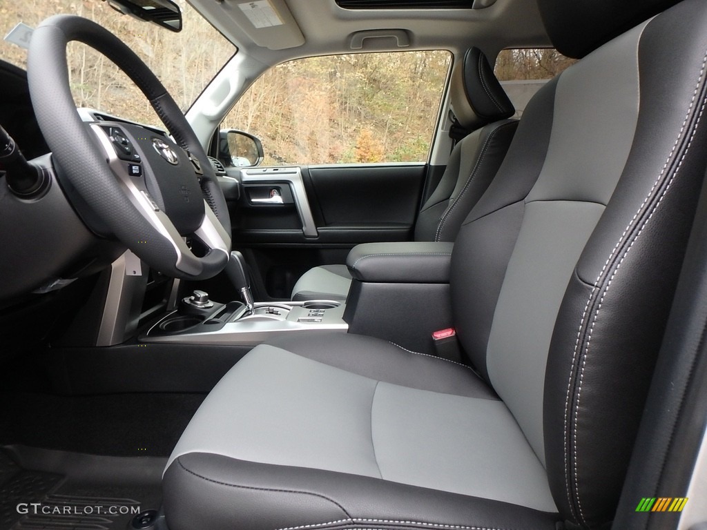 2018 4Runner SR5 4x4 - Classic Silver Metallic / Black photo #6