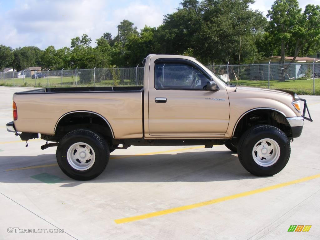 1997 Tacoma Regular Cab 4x4 - Sierra Beige Metallic / Beige photo #2