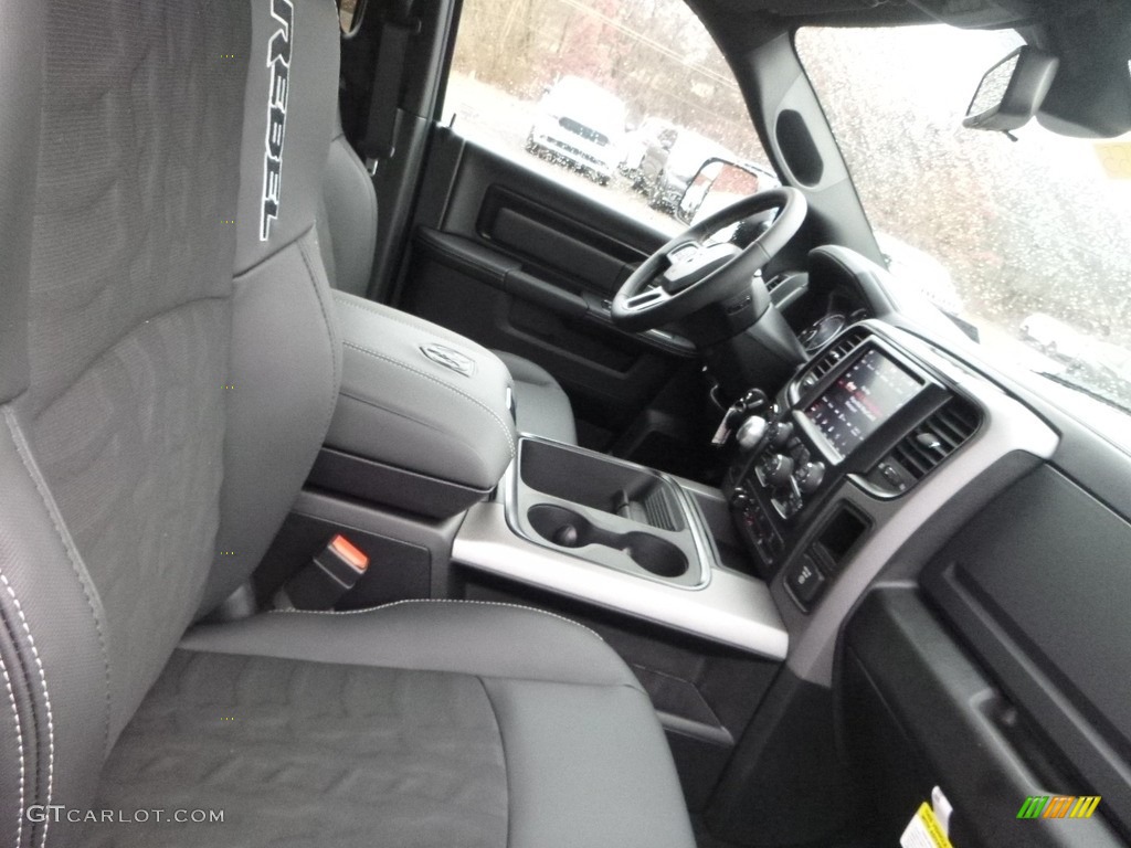 2018 1500 Rebel Crew Cab 4x4 - Granite Crystal Metallic / Black photo #10