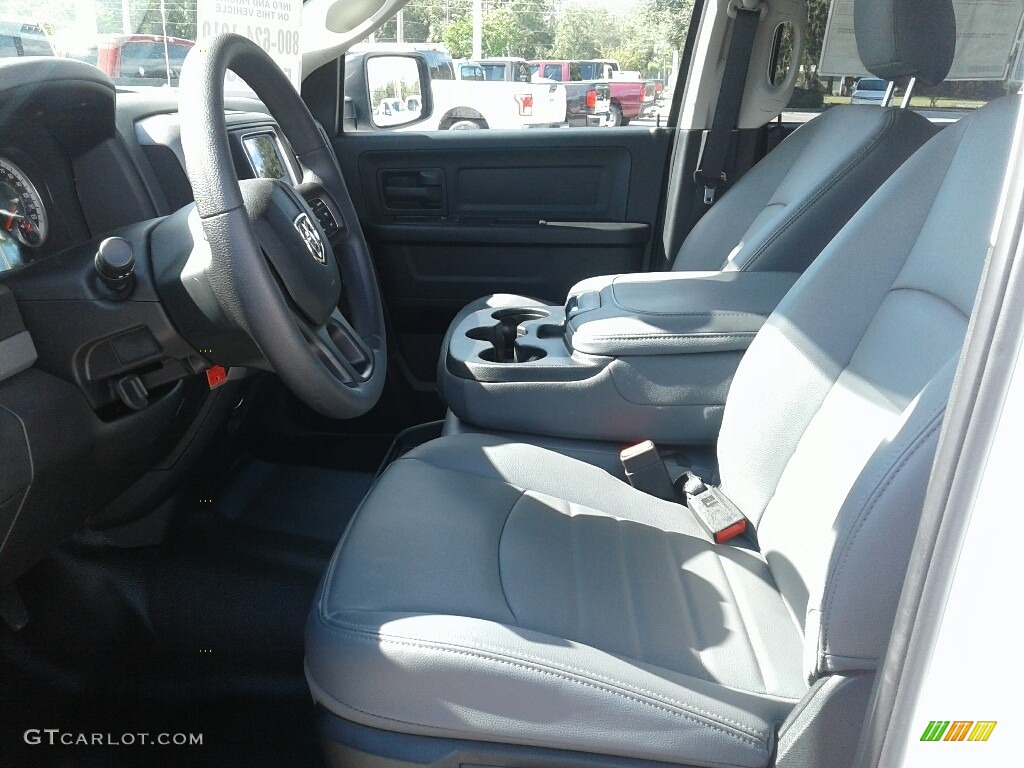 2018 1500 Express Crew Cab 4x4 - Bright White / Black/Diesel Gray photo #9