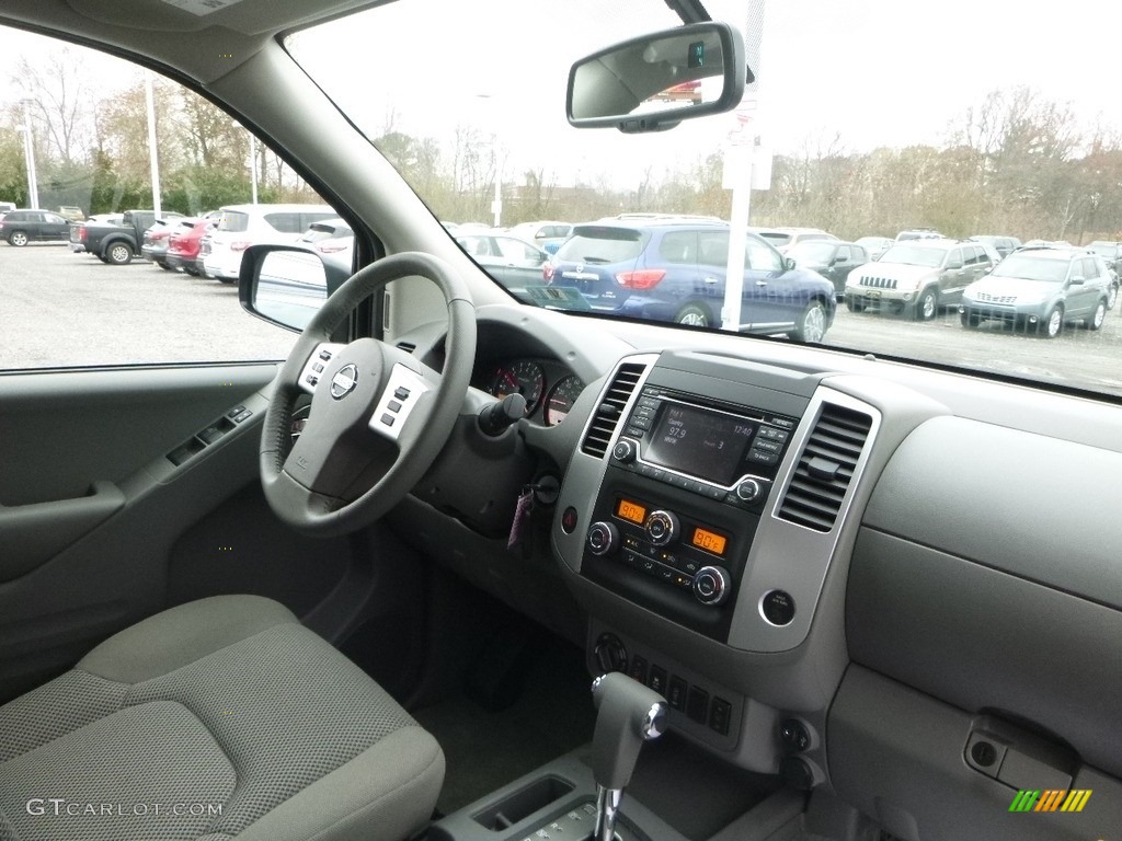 2018 Nissan Frontier SV Crew Cab 4x4 Dashboard Photos