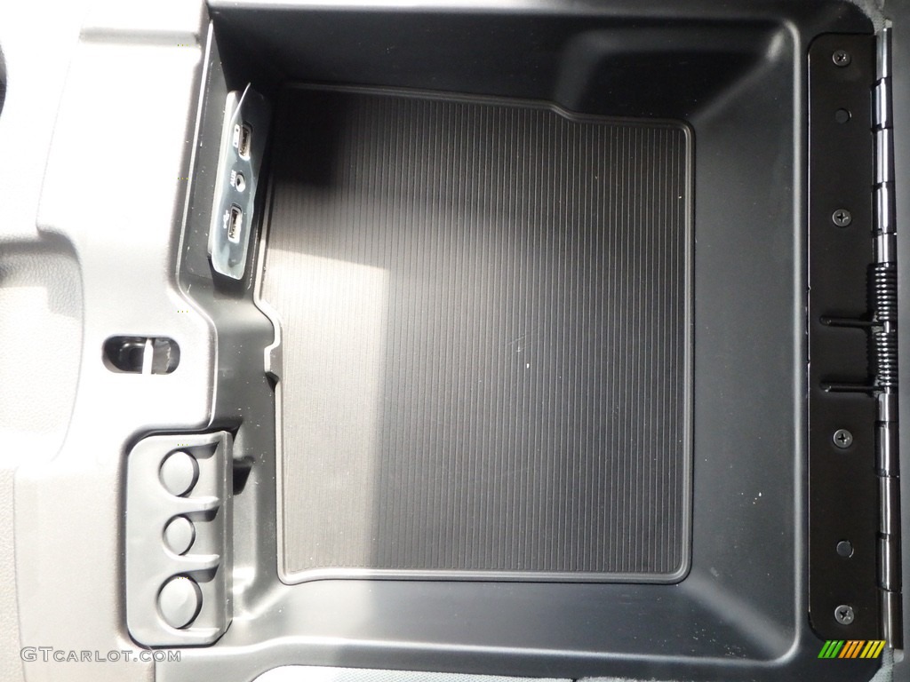 2018 1500 Express Crew Cab 4x4 - Brilliant Black Crystal Pearl / Black/Diesel Gray photo #17