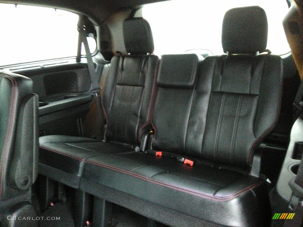 2016 Grand Caravan R/T - Redline 2 Coat Pearl / Black photo #22