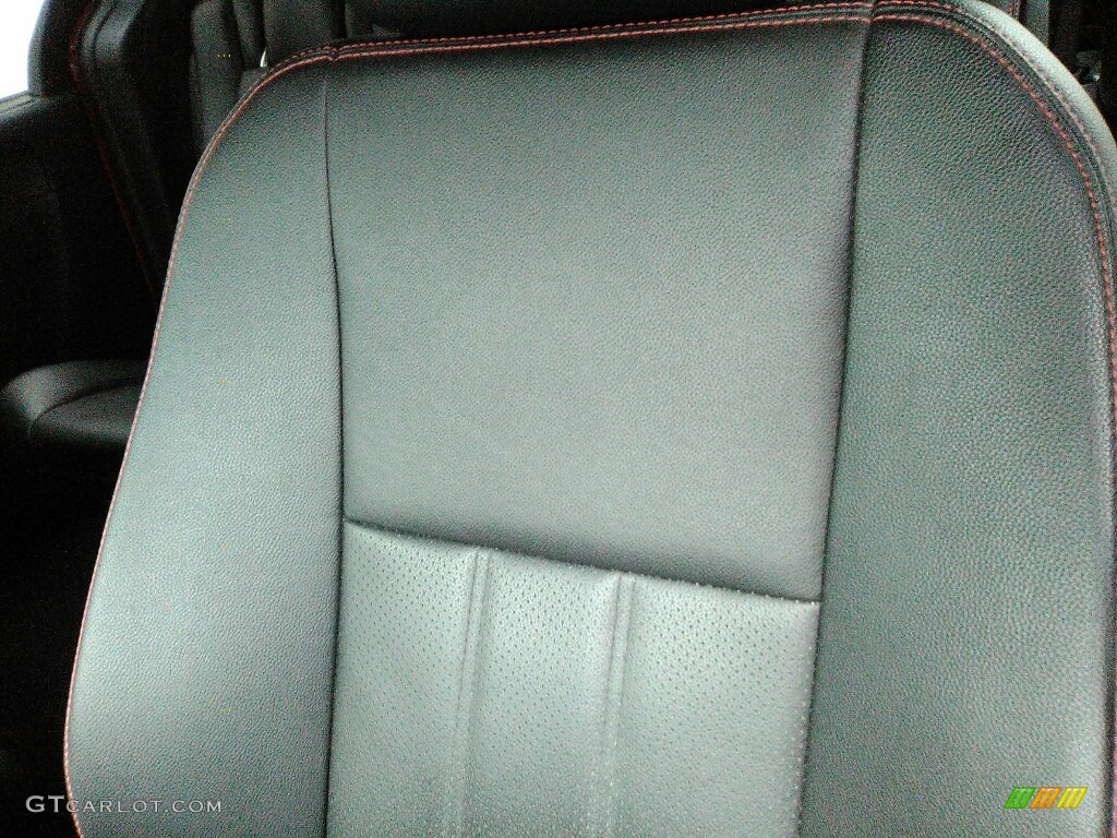 2016 Grand Caravan R/T - Redline 2 Coat Pearl / Black photo #24