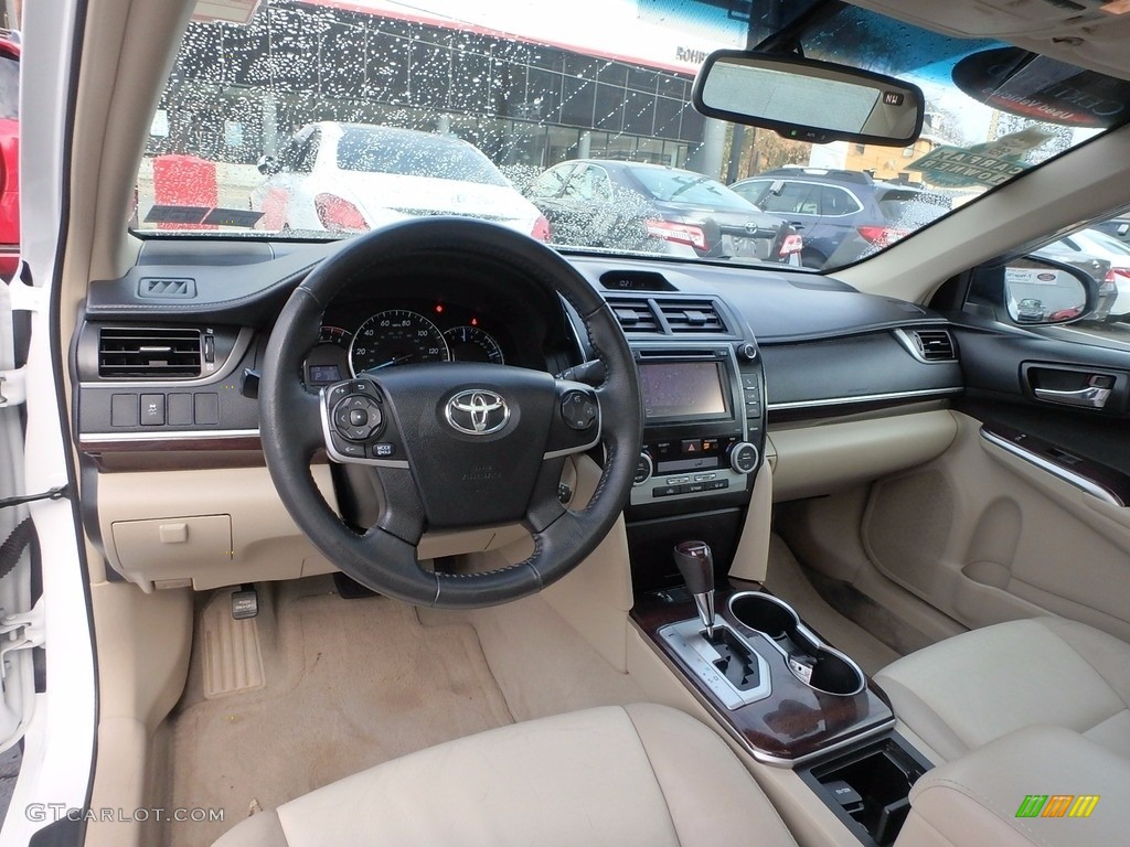 2013 Camry XLE - Super White / Ivory photo #8
