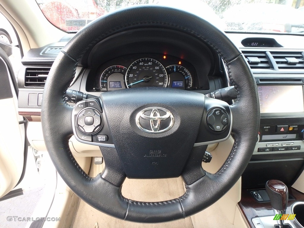 2013 Camry XLE - Super White / Ivory photo #22