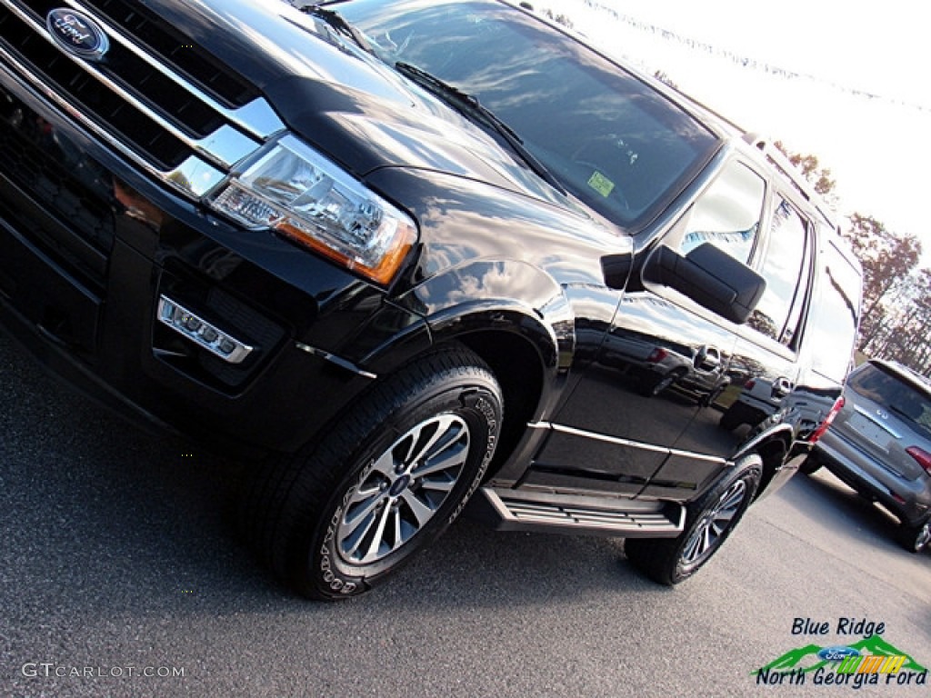 2016 Expedition XLT 4x4 - Shadow Black Metallic / Ebony photo #19