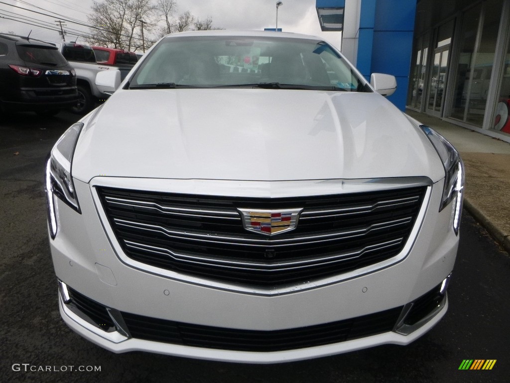 2018 XTS Premium Luxury AWD - Crystal White Tricoat / Jet Black photo #8