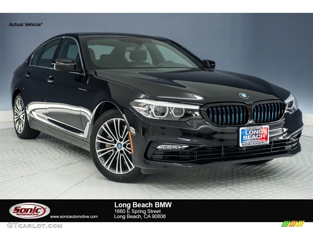 2018 5 Series 530e iPerfomance Sedan - Jet Black / Black photo #1