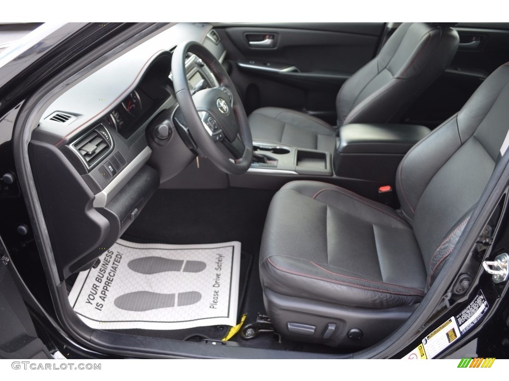 2015 Camry SE - Attitude Black Metallic / Black photo #9