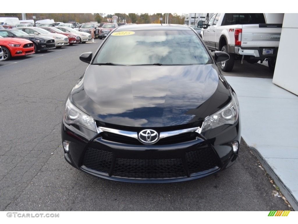 2015 Camry SE - Attitude Black Metallic / Black photo #24