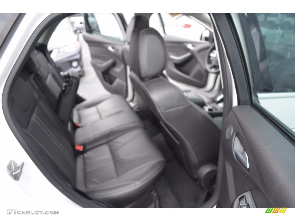2014 Focus Titanium Hatchback - White Platinum / Charcoal Black photo #14