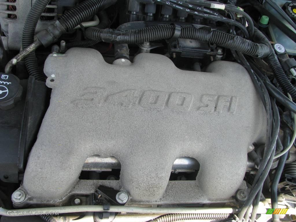 2002 Grand Am GT Sedan - Arctic White / Dark Pewter photo #27