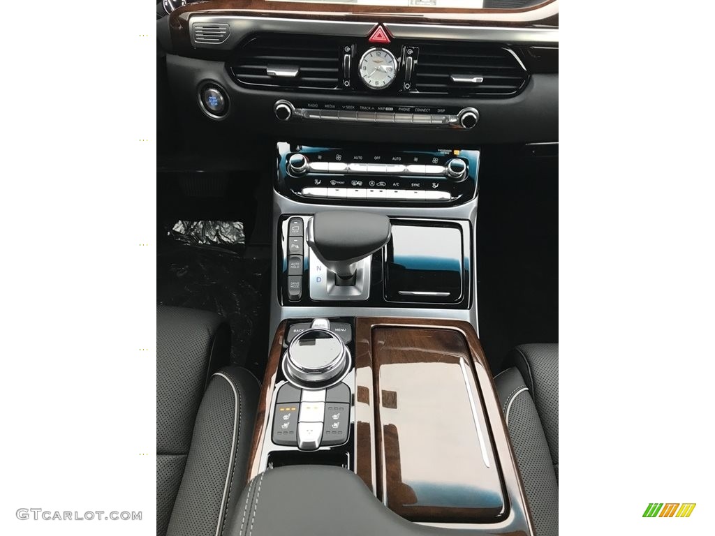 2018 Hyundai Genesis G90 AWD Controls Photo #123901238