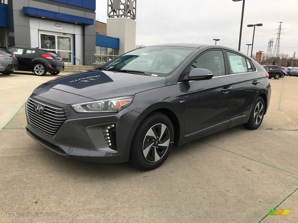 2017 Ioniq Hybrid SEL - Summit Gray / Charcoal Black photo #1