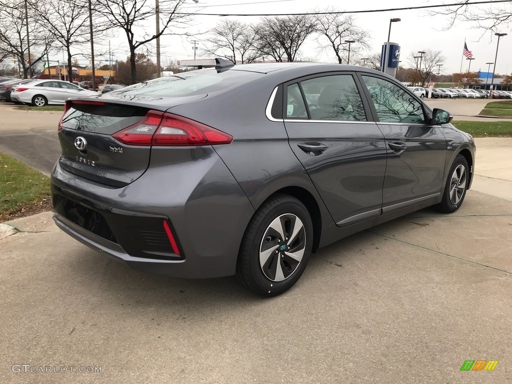 Summit Gray 2017 Hyundai Ioniq Hybrid SEL Exterior Photo #123901448