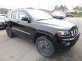 2018 Diamond Black Crystal Pearl Jeep Grand Cherokee Laredo 4x4  photo #7