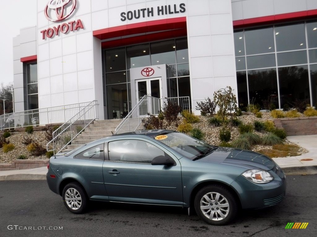 2009 Cobalt LS Coupe - Silver Moss Metallic / Gray photo #2