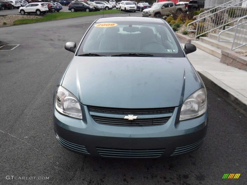 2009 Cobalt LS Coupe - Silver Moss Metallic / Gray photo #4