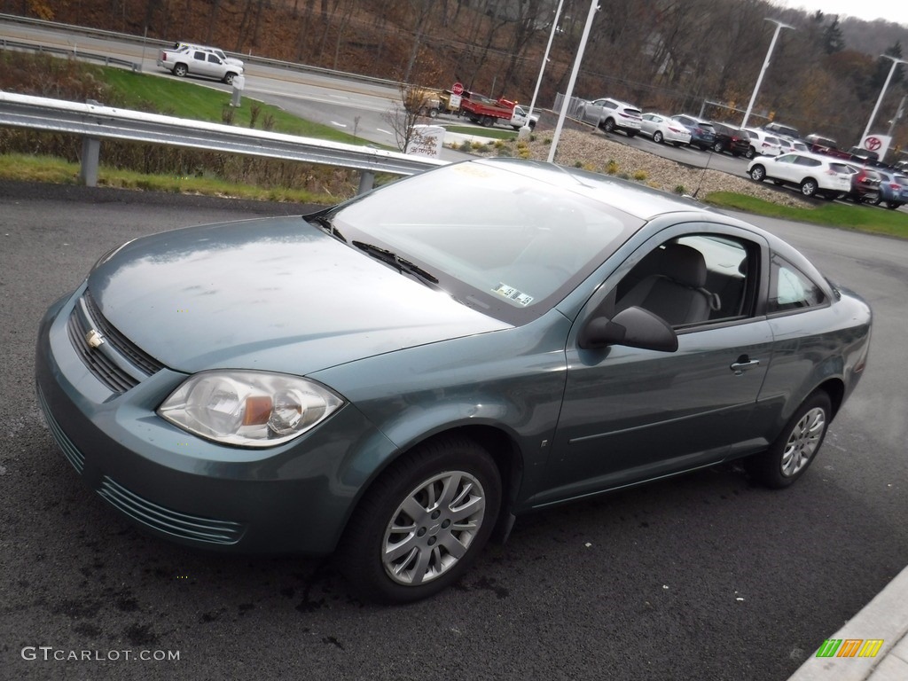 2009 Cobalt LS Coupe - Silver Moss Metallic / Gray photo #5