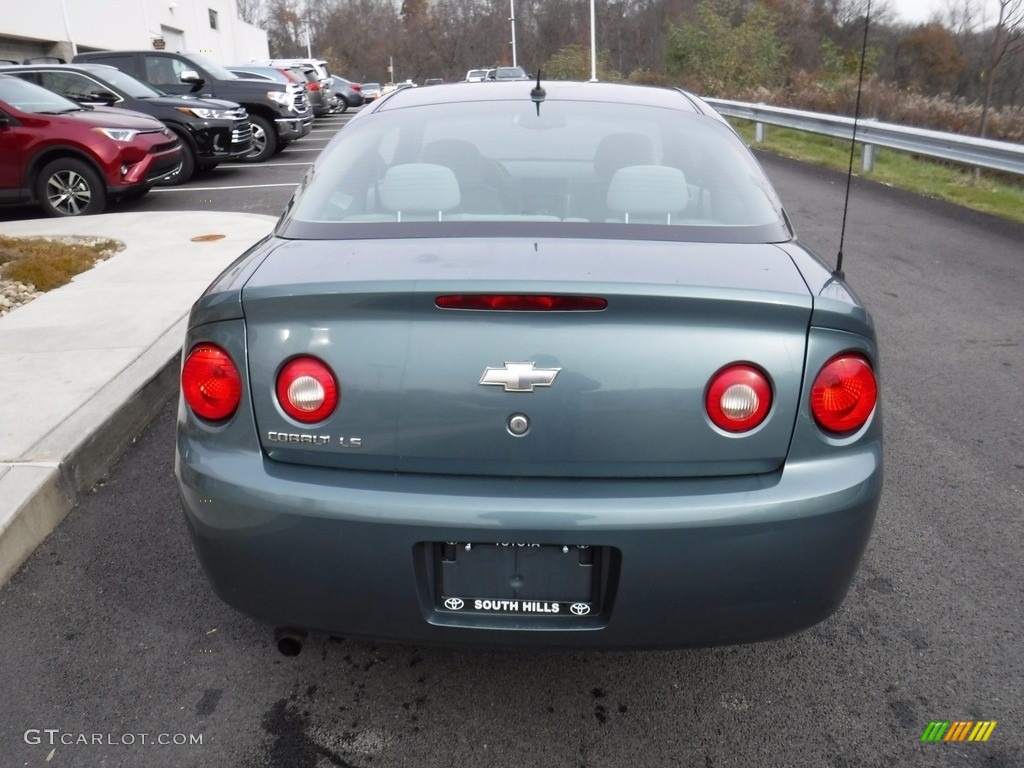 2009 Cobalt LS Coupe - Silver Moss Metallic / Gray photo #8