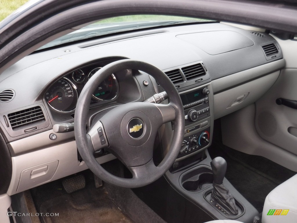 2009 Cobalt LS Coupe - Silver Moss Metallic / Gray photo #11