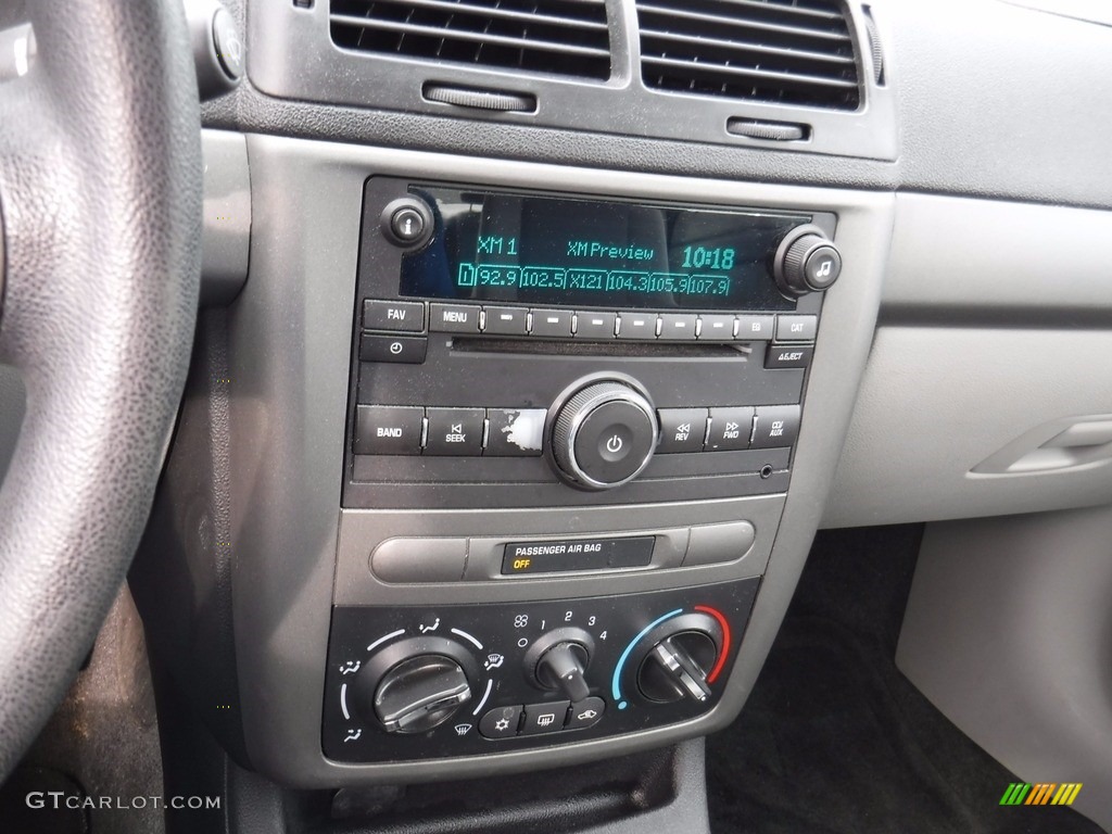 2009 Cobalt LS Coupe - Silver Moss Metallic / Gray photo #15
