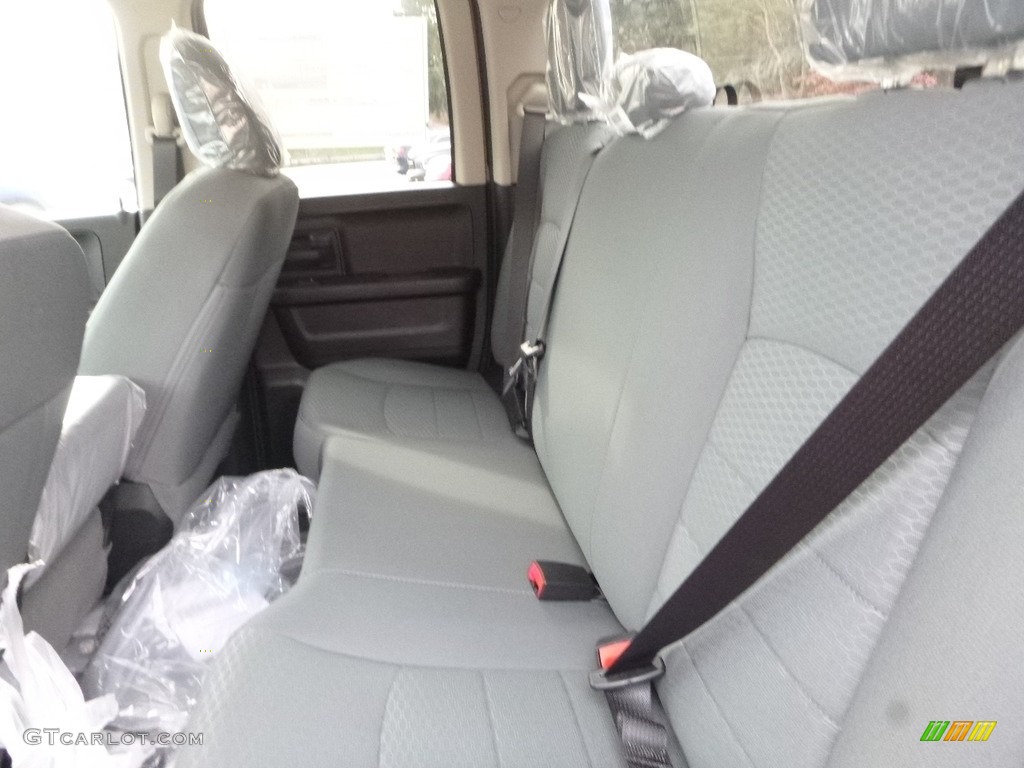 2018 1500 Express Quad Cab 4x4 - Delmonico Red Pearl / Black/Diesel Gray photo #14