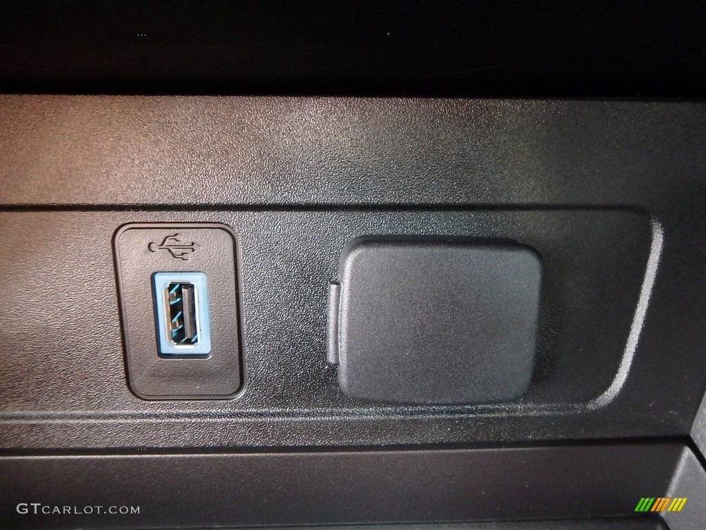 2018 Escape SE 4WD - Magnetic / Charcoal Black photo #18
