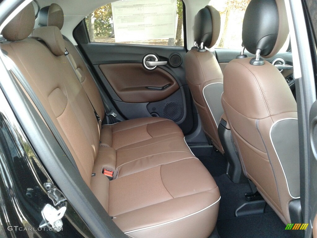 2017 Fiat 500X Lounge AWD Rear Seat Photos