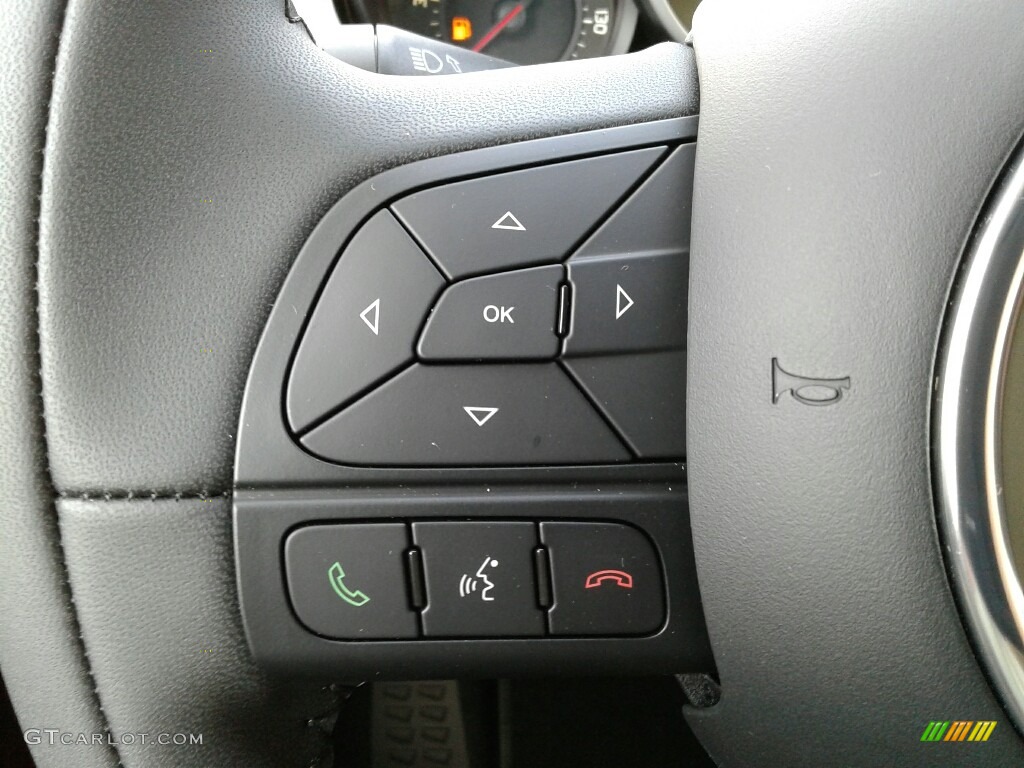 2017 Fiat 500X Lounge AWD Controls Photo #123909857
