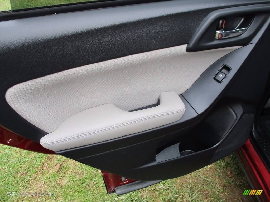 2015 Forester 2.5i Limited - Venetian Red Pearl / Gray photo #30