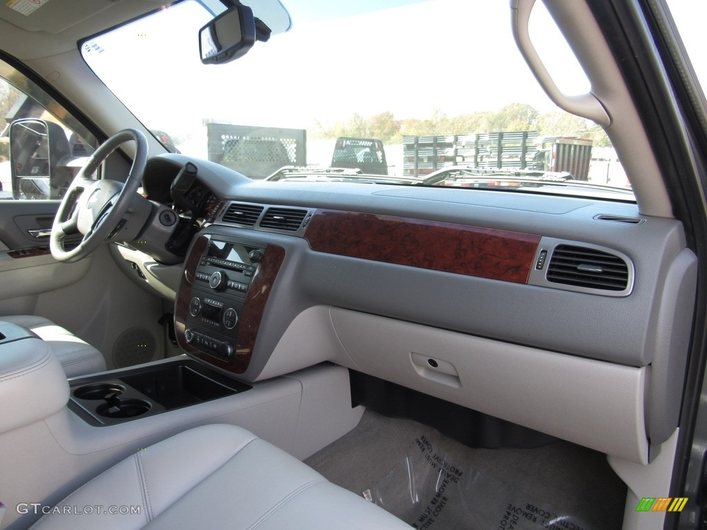 2011 Silverado 3500HD LTZ Crew Cab 4x4 - Mocha Steel Metallic / Dark Cashmere/Light Cashmere photo #23