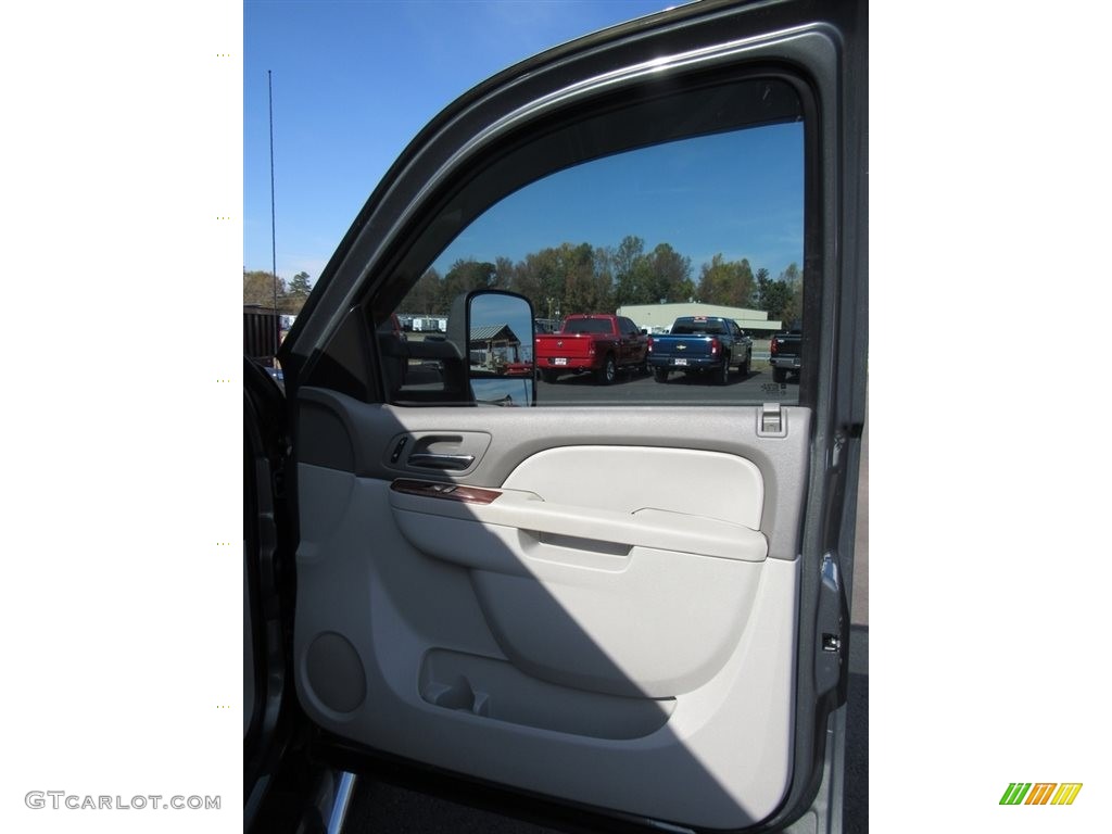 2011 Silverado 3500HD LTZ Crew Cab 4x4 - Mocha Steel Metallic / Dark Cashmere/Light Cashmere photo #24