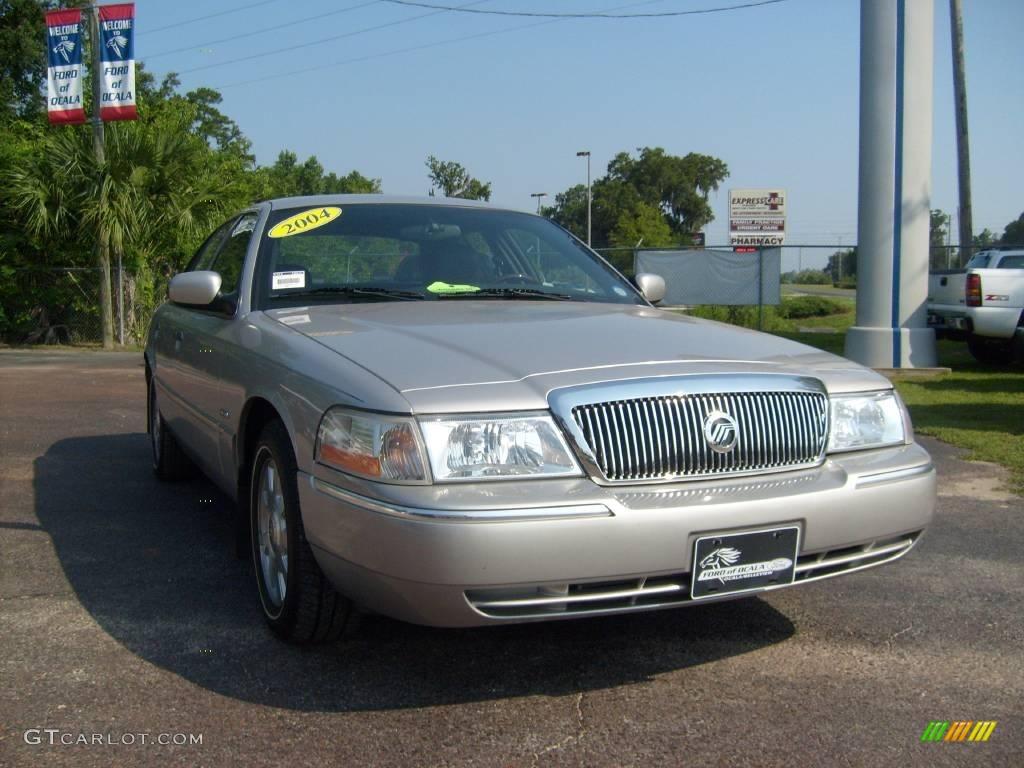 2004 Grand Marquis LS Ultimate Edition - Silver Birch Metallic / Dark Charcoal photo #9