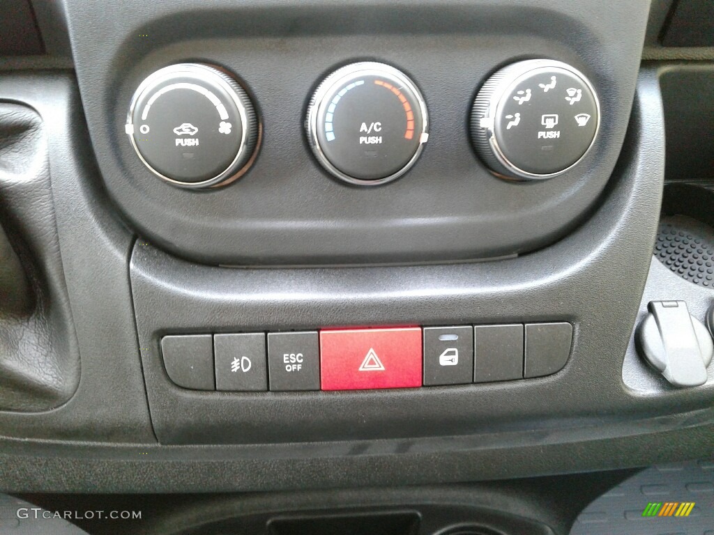2018 Ram ProMaster 3500 High Roof Cargo Van Controls Photo #123915833
