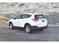 Super White - RAV4 XLE Photo No. 8