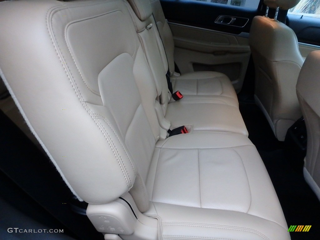 2017 Explorer Limited 4WD - White Gold / Medium Light Camel photo #15