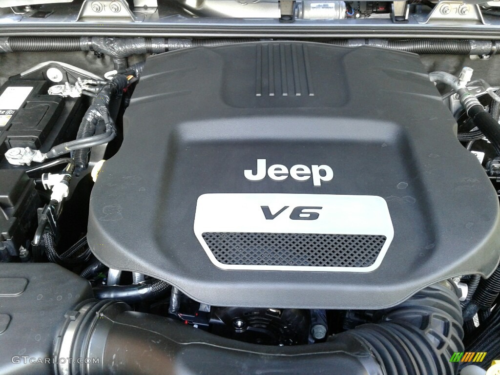 2018 Jeep Wrangler Unlimited Rubicon Recon 4x4 Engine Photos