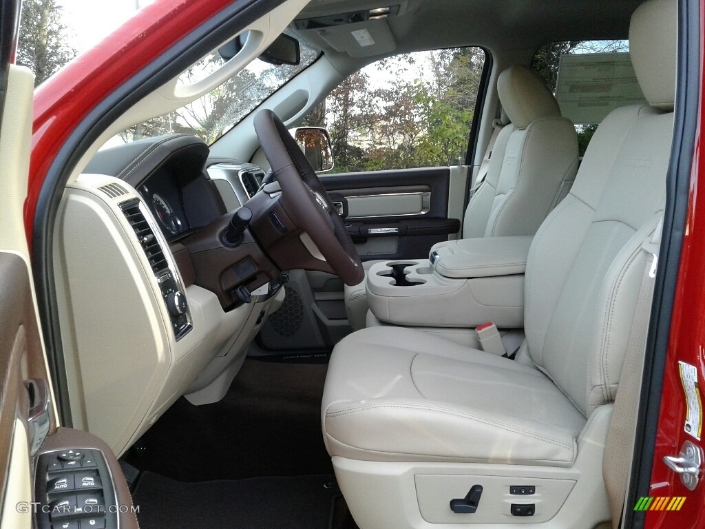 Canyon Brown/Light Frost Beige Interior 2018 Ram 3500 Laramie Crew Cab 4x4 Dual Rear Wheel Photo #123939202